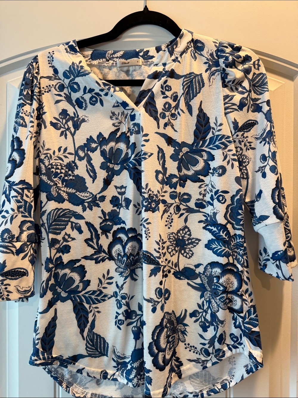 Wiholl Blue Floral V-Neck Blouse